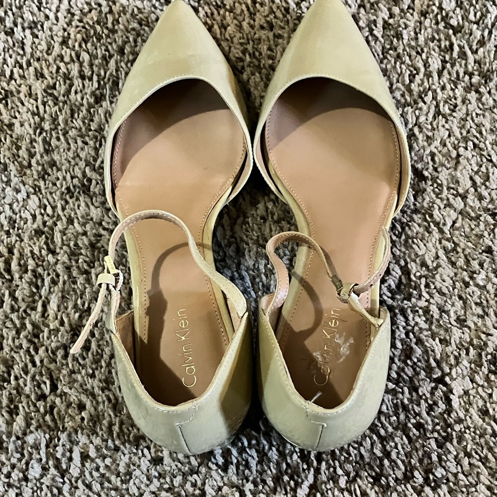 Calvin Klein Tan Heels with Pointed Toe and Ankle Straps